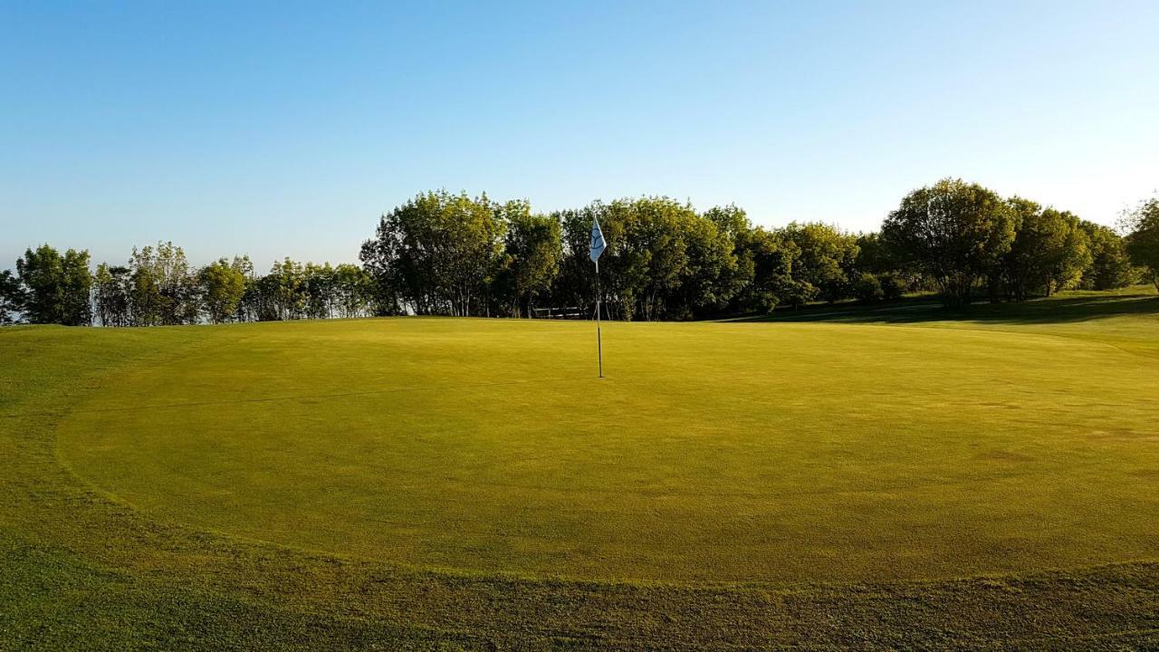 Lighthouse Golf Private Villa Lake View บัลชิค ภายนอก รูปภาพ