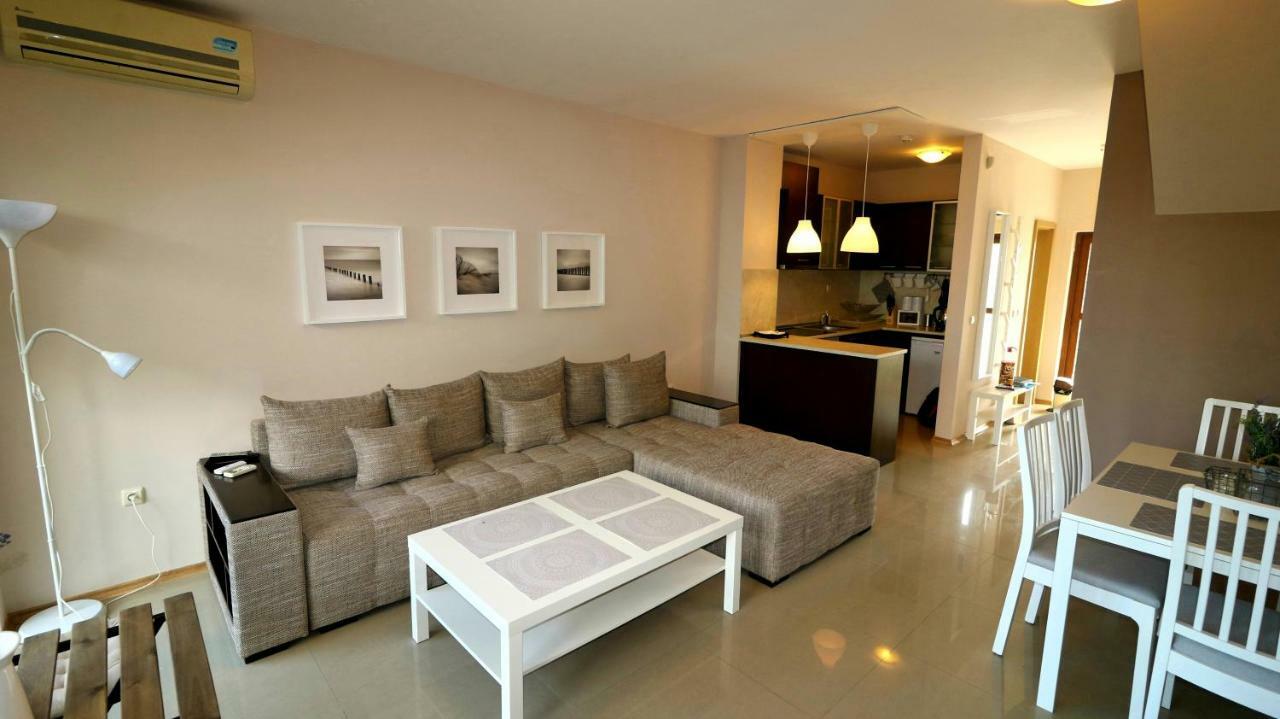Lighthouse Golf Private Villa Lake View บัลชิค ภายนอก รูปภาพ